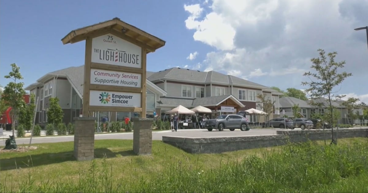City of Orillia dismantles encampment outside homeless support centre