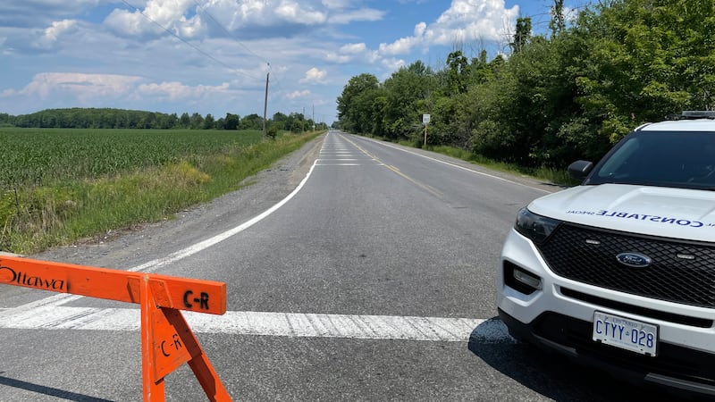 Child in critical condition, woman injured in Osgoode crash