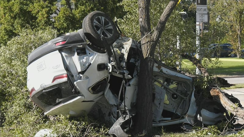 One charged following fatal crash involving stolen vehicle, impaired driving: Winnipeg police