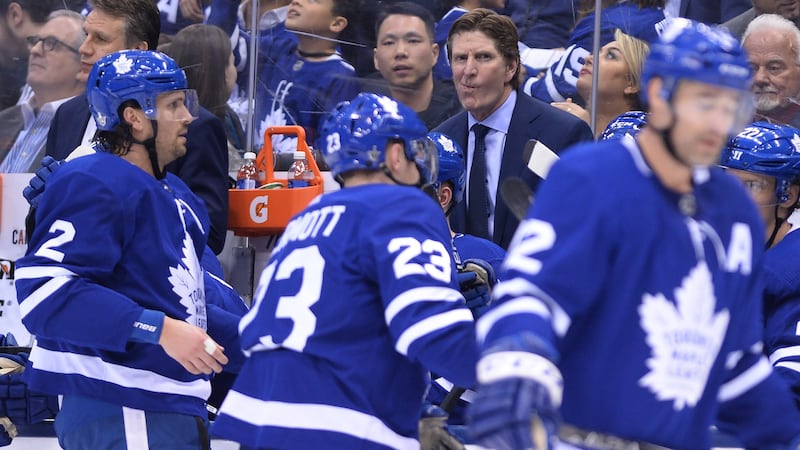 NHL clears Babcock after investigation as Oilers search for coach