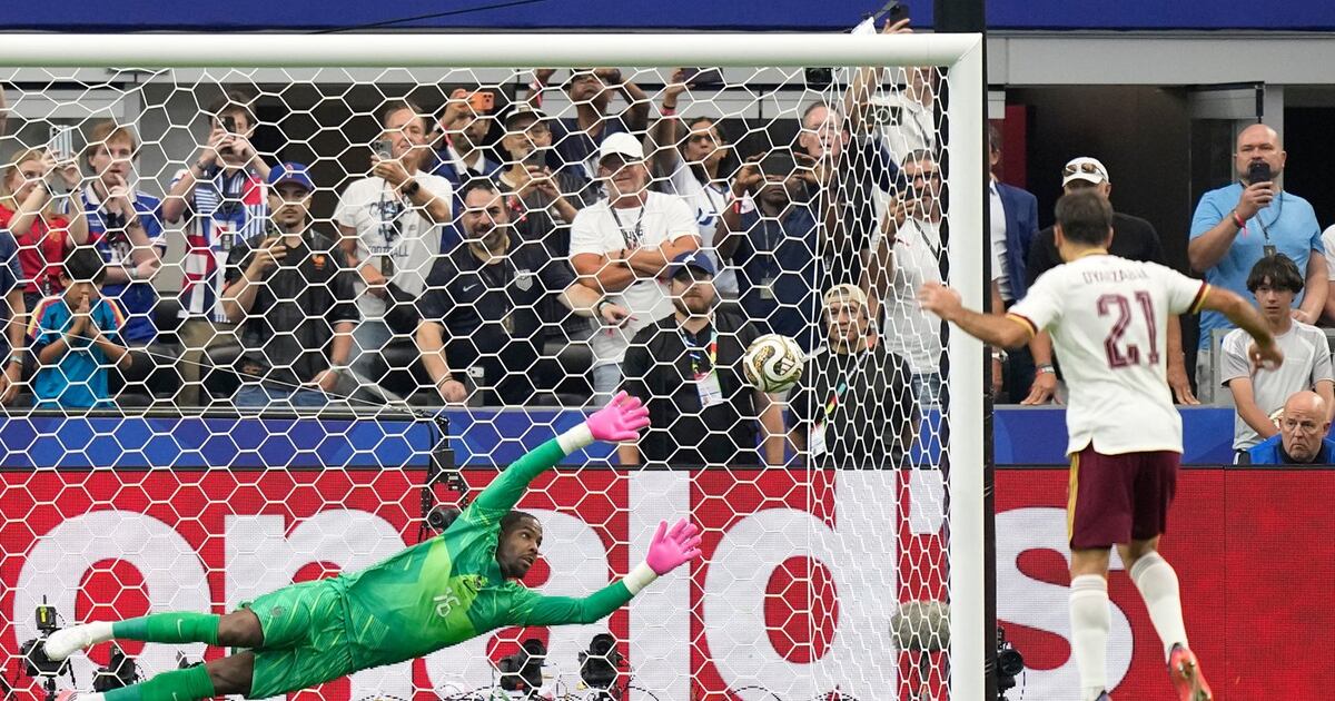 Spain takes 1-0 halftime lead over France on Oyarzabal penalty in World ...