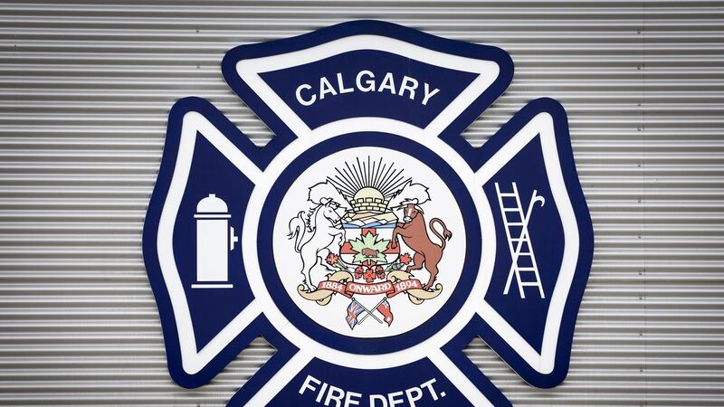 Investigation underway into house fire in northwest Calgary