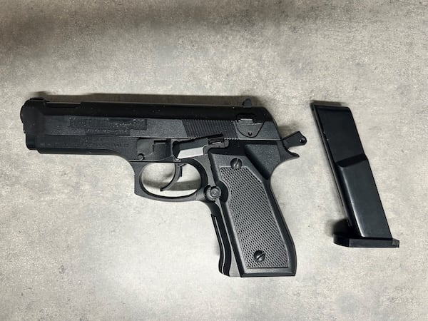 Woman threatened with replica handgun in Manitoba hospital: RCMP