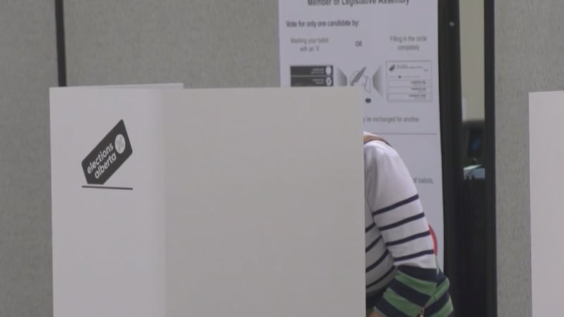 Alberta argues voter list changes won't impact upcoming separation referendum vote