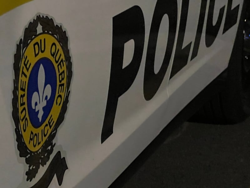 Driver targets and hits two pedestrians in Saint-Honoré before fleeing