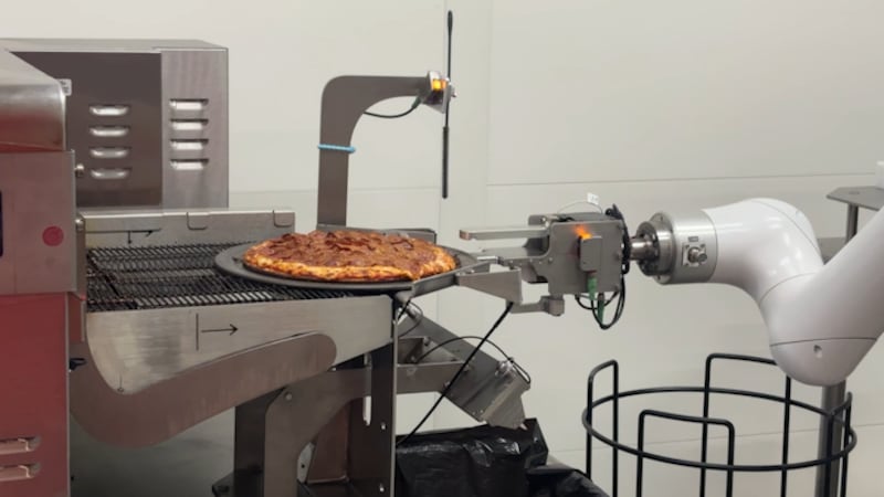 London-based company using AI pizza machine to serve up fresh slices