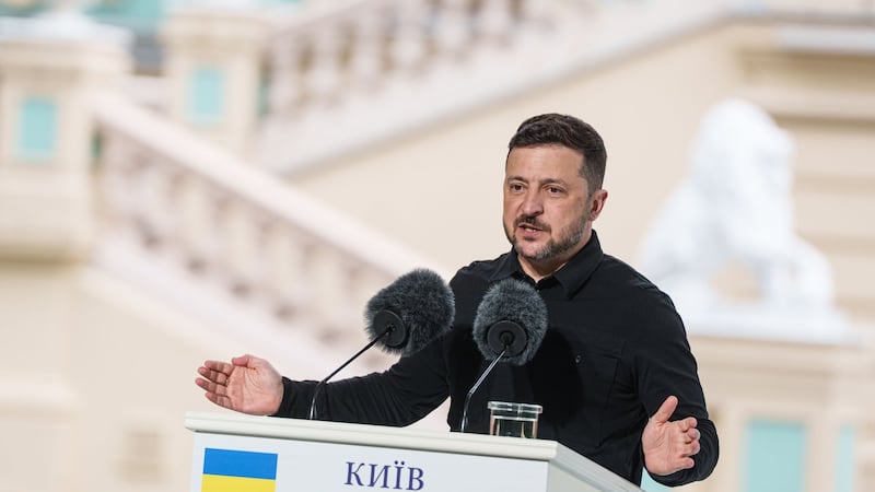 EU says to resume membership talks with Ukraine Monday