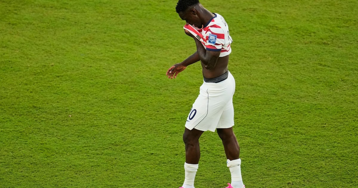 FIFA lifts U.S. player Balogun’s red card suspension at World Cup after Trump calls Infantino