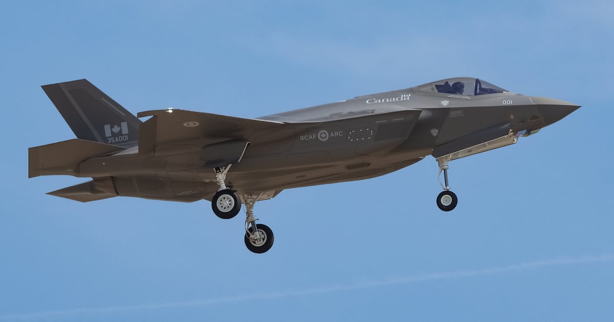 Canadaโs first F-35 takes flight in Texas - CTV News