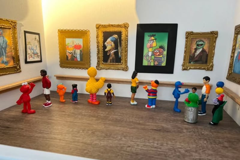 This Free Little Art Gallery is bringing joy to Winnipeggers