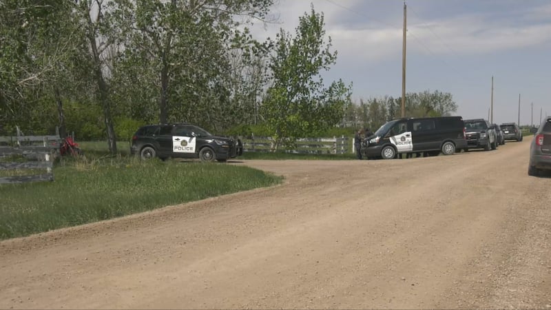 Large police presence east of Calgary for ‘major crimes investigation’