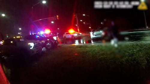 ‘Driving like maniacs’: 2 tow trucks caught on cam crashing into collision scene in Mississauga and fleeing
