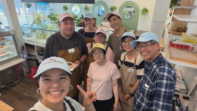 Vancouver sisters realize late mom’s dream of opening cafe