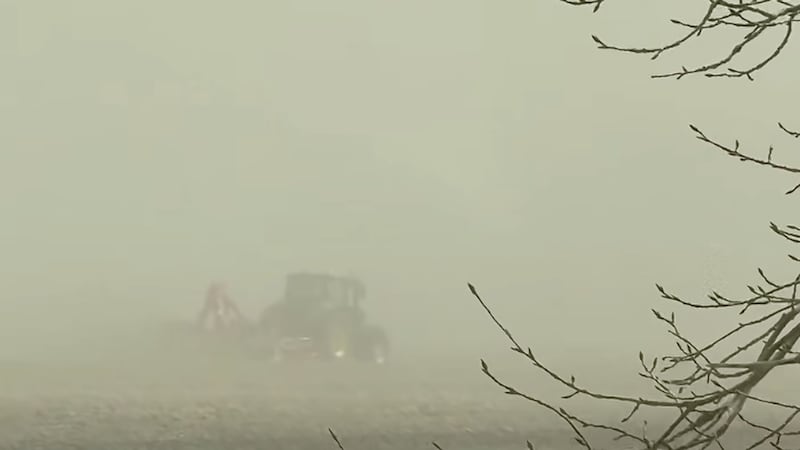 How strong were winds in Manitoba on Thursday