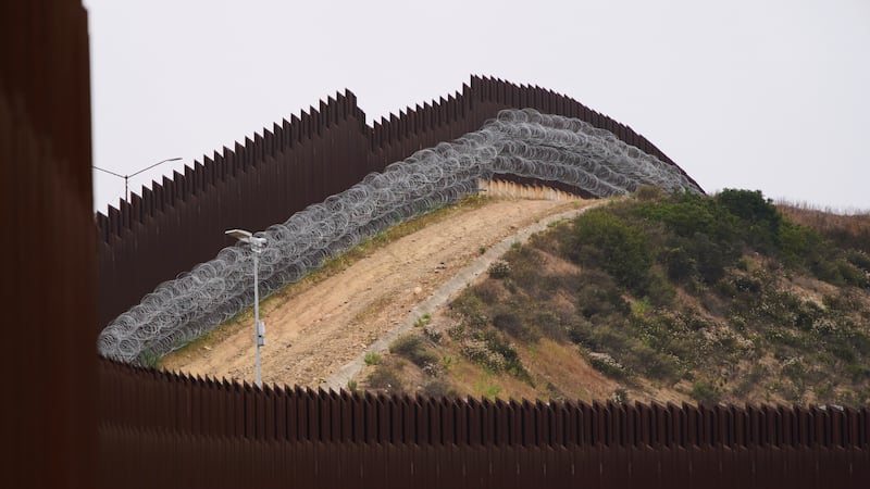 U.S. finds huge drug tunnel under Mexico border