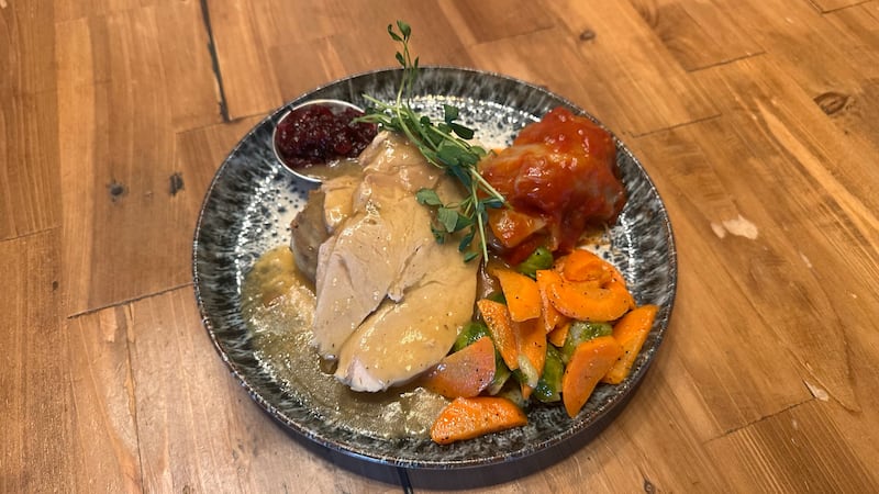 Regina families celebrate Thanksgiving Monday eating out