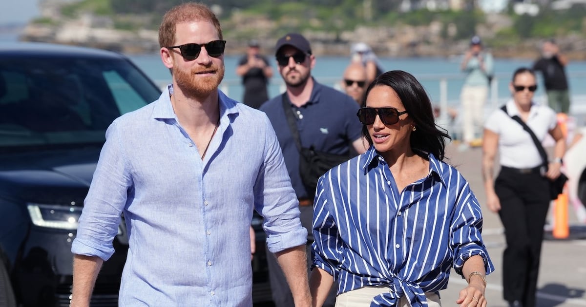 Prince Harry booed at English rugby match