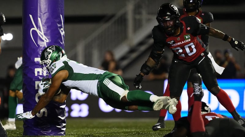Roughriders' defence defuses late Redblacks' drive to hang on to 27-22 victory