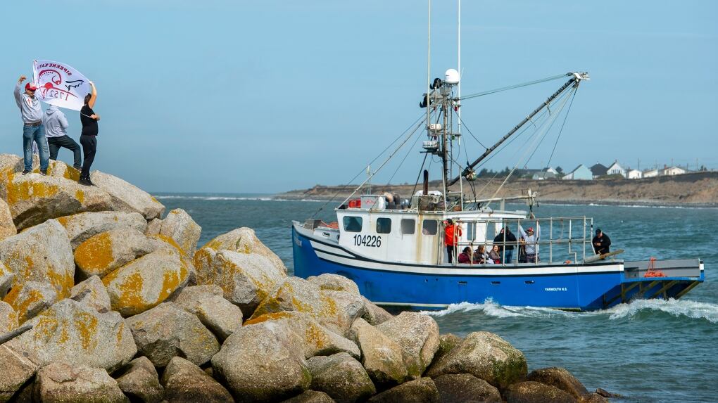 Micmac Fish Mi'kmaq lobster fishery in Nova Scotia grows to 10 boats from seven