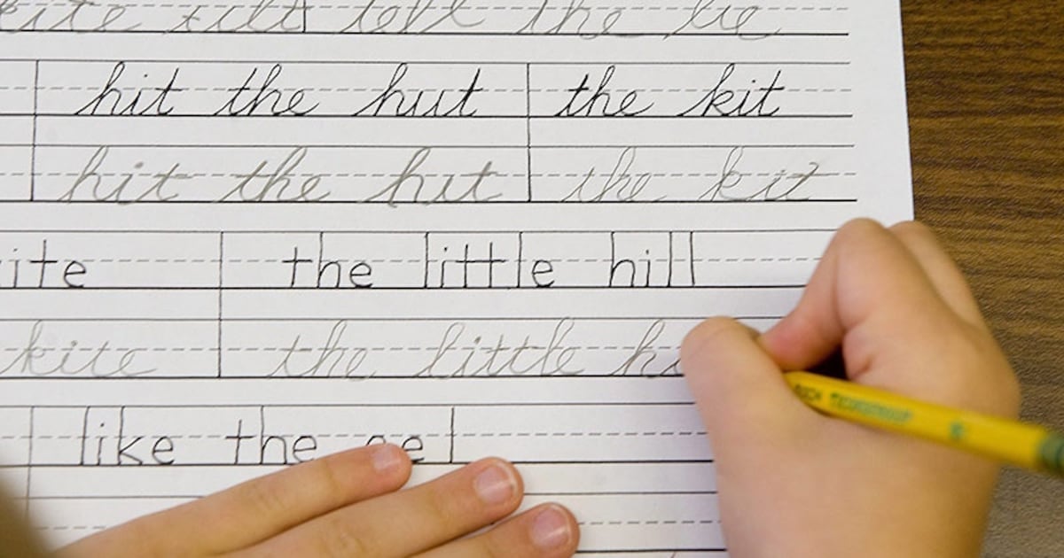 Edward In Cursive 'Irrelevant and obsolete'? Schools moving away from teaching cursive ...