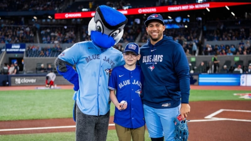 ‘It was so emotional’: Moncton teen has wish fulfilled at Blue Jays game