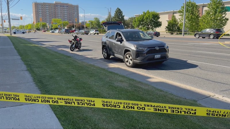 Male suffers life-threatening injuries after motorcycle collision in Mississauga