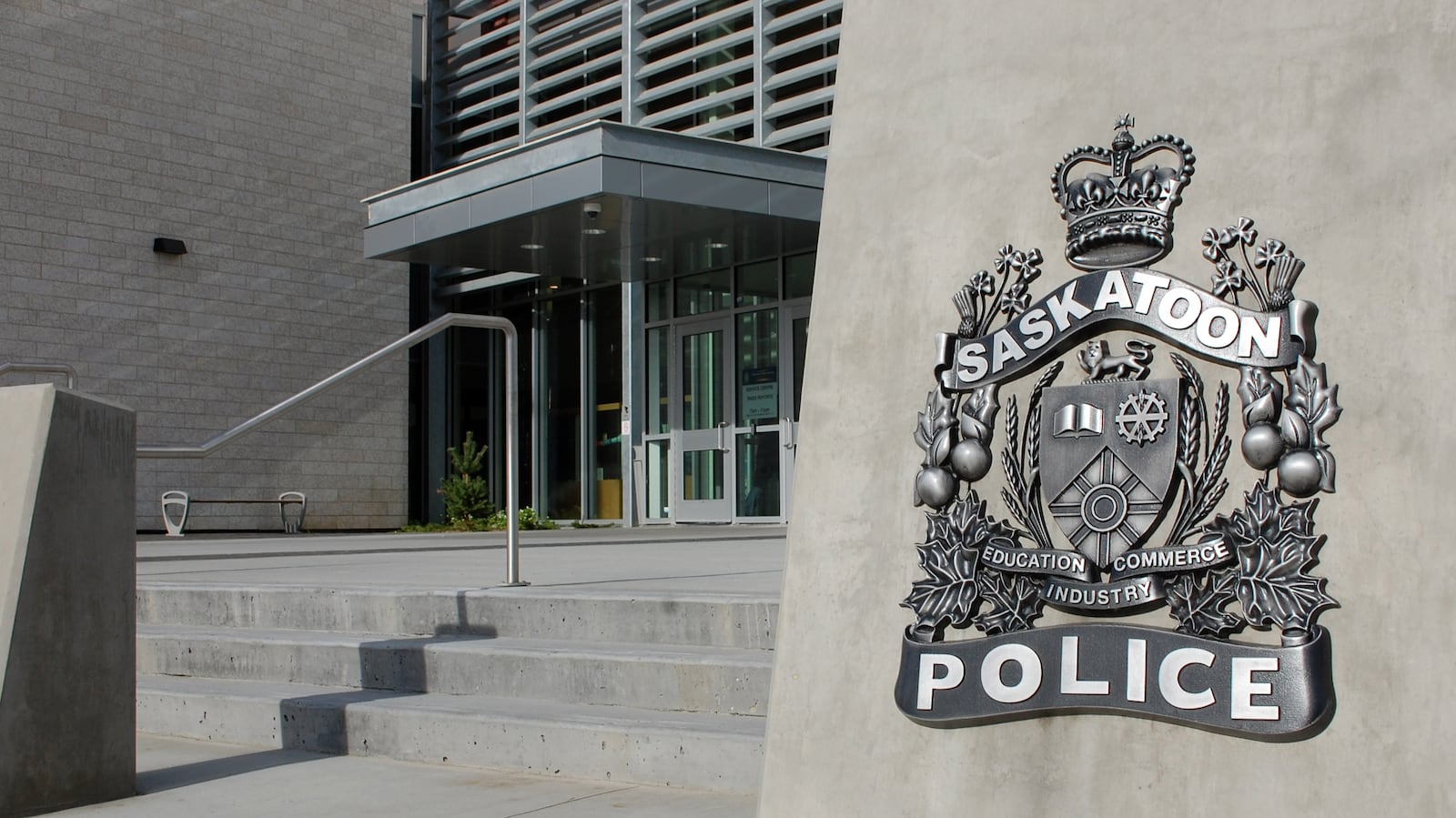 Saskatoon Rcmp Saskatoon police resorted to use of force less often last year: Report