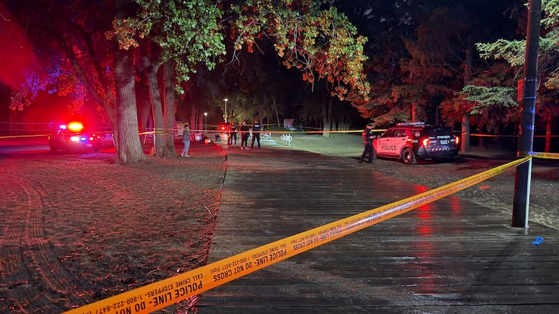 1 person seriously injured in stabbing at Woodbine Beach