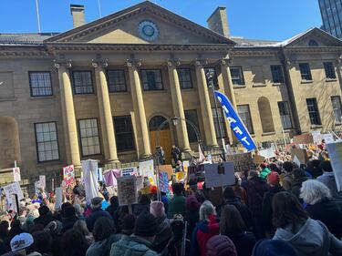 Thousands gather outside Nova Scotia Province House protesting proposed cuts to the arts, culture and tourism sectors. (CTV/Jesse Thomas)