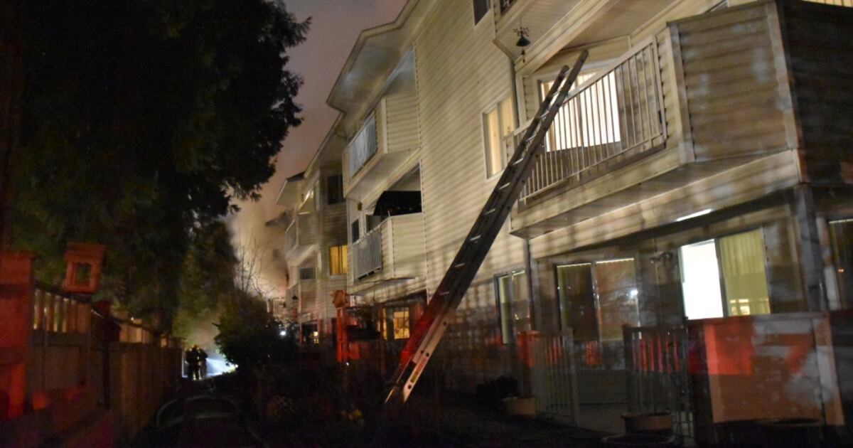 North Maple Ridge Fire Apartment fire in Maple Ridge sends four people to hospital early ...