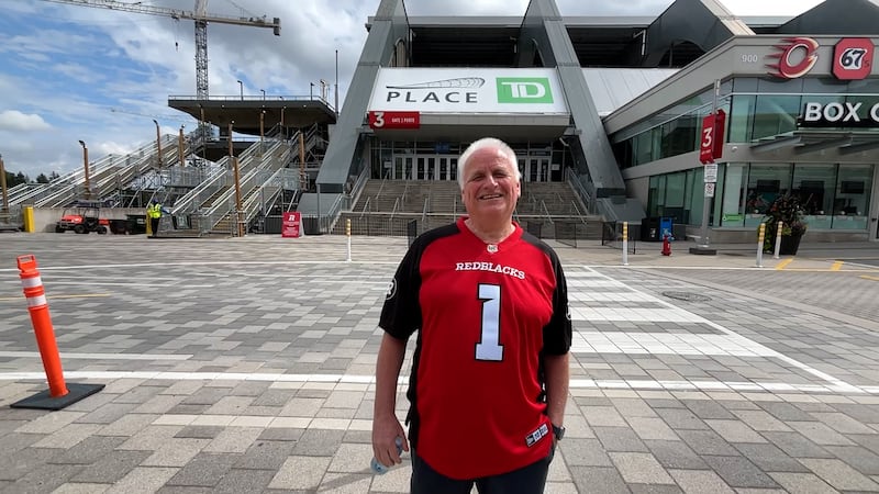 ‘It’s excruciating:’ Redblacks fans hold onto hope amid winless season