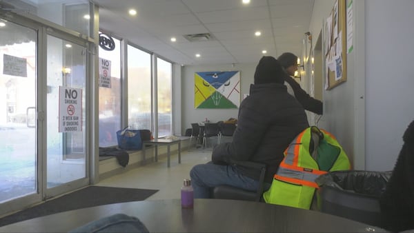 New 24-hour warming centre opens in Regina as cold grips city