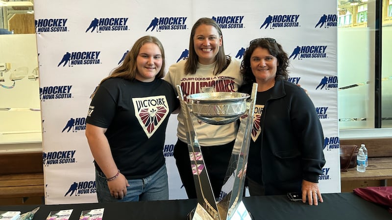 PWHL’s Kori Cheverie brings Walter Cup to her hometown of New Glasgow, N.S.
