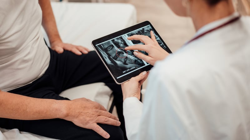 Canadians embrace AI in health care, but not U.S.-based tools, survey finds