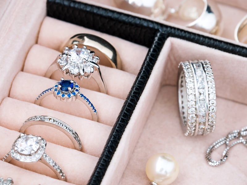 Married couple busted in ‘province-wide crime spree’ targeting B.C. jewelry stores