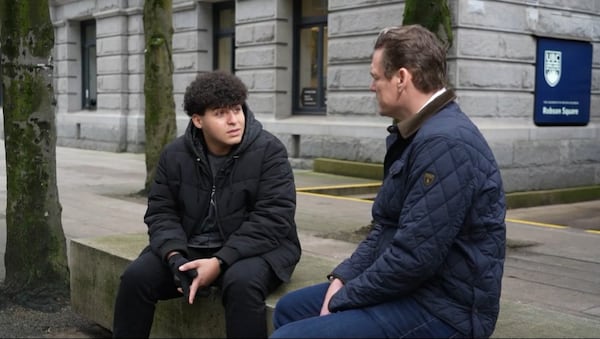 Young Canadians are finding it tough to find work amid economic uncertainty, AI adoption: expert