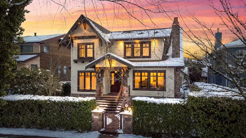 Inside Canada’s top-rated luxury Airbnbs that are worth the splurge