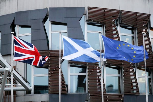 Scottish Parliament backs move for new independence vote