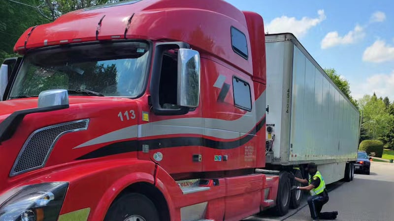 Truck driver snaps hydro pole, drags power lines through Caledon before arrest: OPP