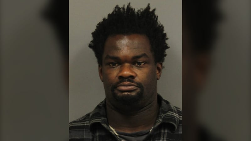 Sask. RCMP searching for escaped prisoner, stolen motorcycle