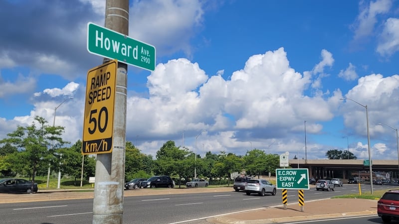 E.C. Row lane restrictions planned from Howard to Dougall