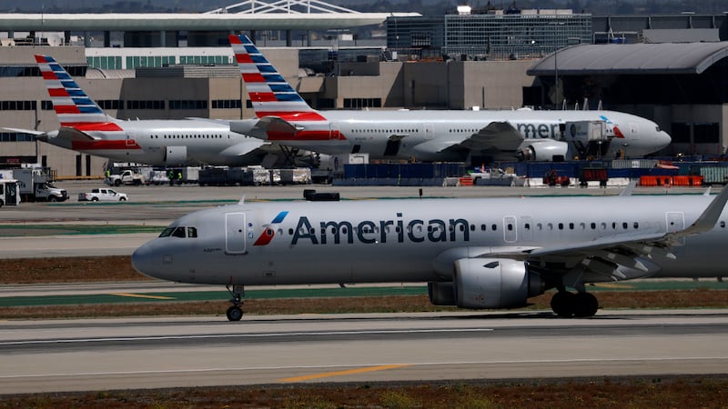 American Airlines flights resume after being halted due to an IT problem, airline says