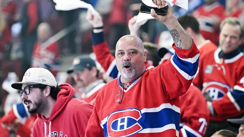 Montreal fans briefly carry U.S. anthem after mic fails before Canadiens playoff game