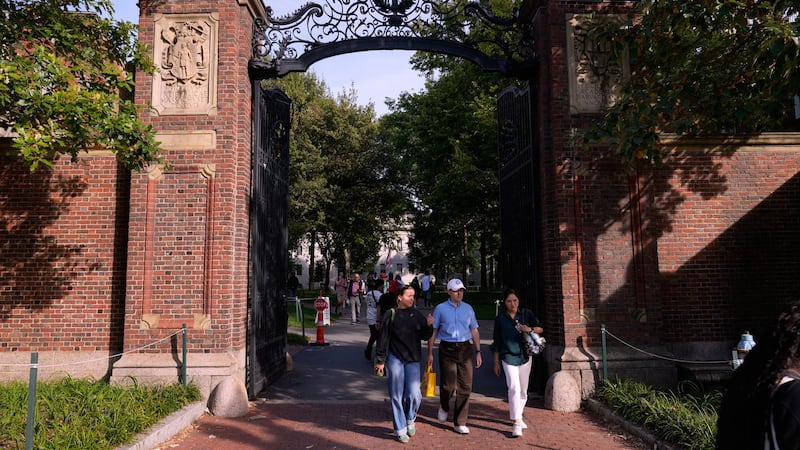 Harvard faculty votes to make it more difficult for undergrads to earn As