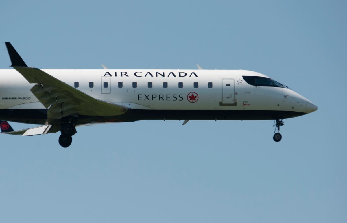 Air Canada Cuts Flights as Soaring Jet Fuel Prices Bite