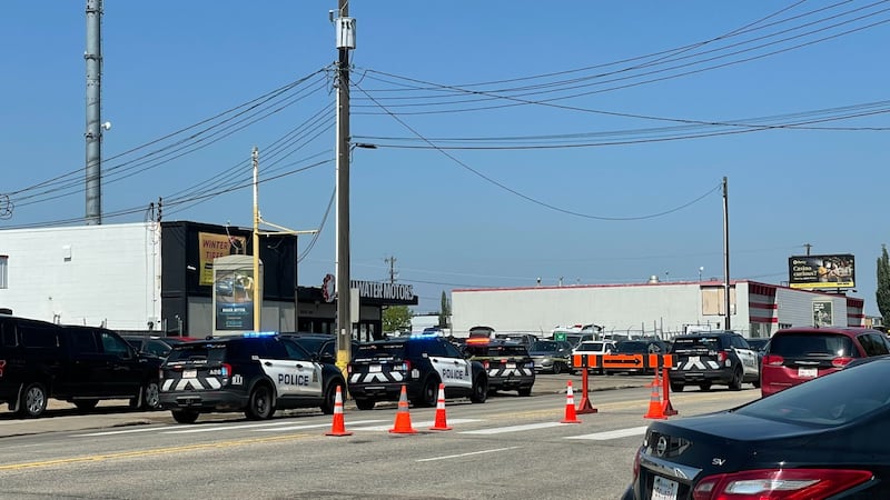 Shooting death at west end business under investigation