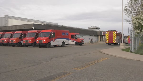 Building evacuated in northeast Calgary over fears of possible gas leak