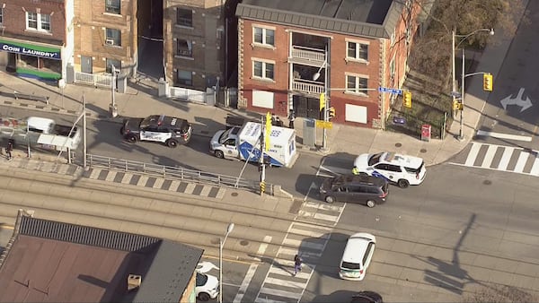 Teen seriously injured in midtown Toronto stabbing