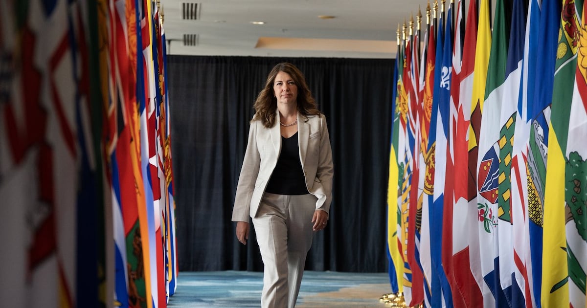 Danielle Smith defends Tennessee trip amid Canada-U.S. trade war
