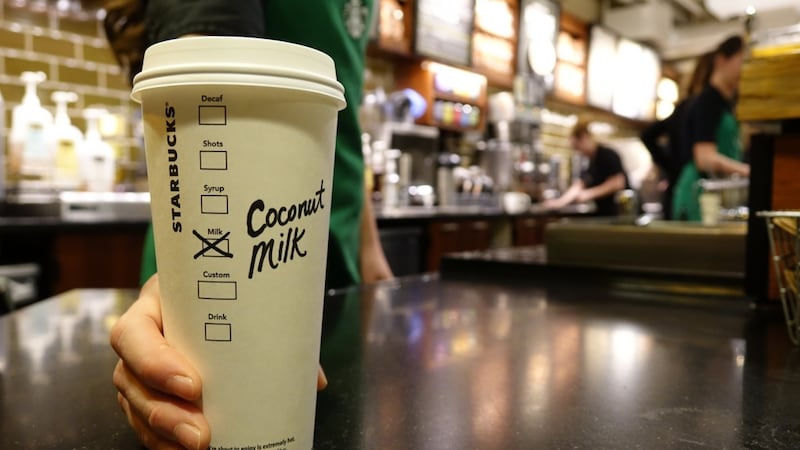 Non-dairy milk fees: Quebec judge approves class-action lawsuit targeting major coffee chains